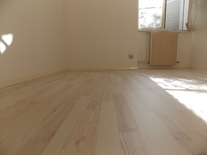 Pose parquet flottant 40